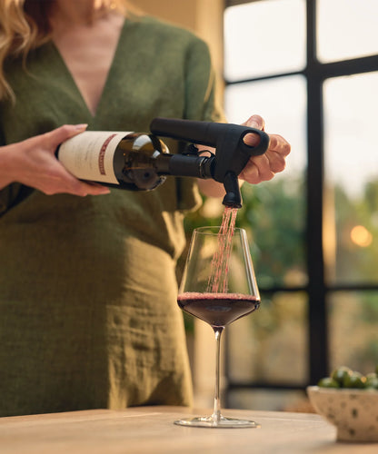 Coravin Pivot+ sistema versare vino senza aprire bottiglia nero - Tuttocasa Domodossola