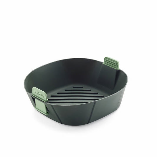 Lekuè Air Fryer Basket XL in silicone verde con base drenante e manici – Tuttocasa Domodossola