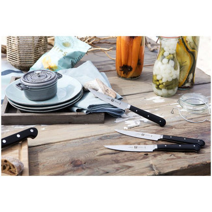 Zwilling Set Coltelli da Bistecca Liscio 6 pezzi su tavolo in legno – Tuttocasa Domodossola