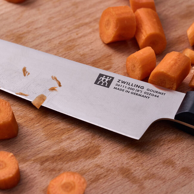 Zwilling Gourmet Coltello da Cuoco 20 cm dettaglio lama acciaio – Tuttocasa Domodossola