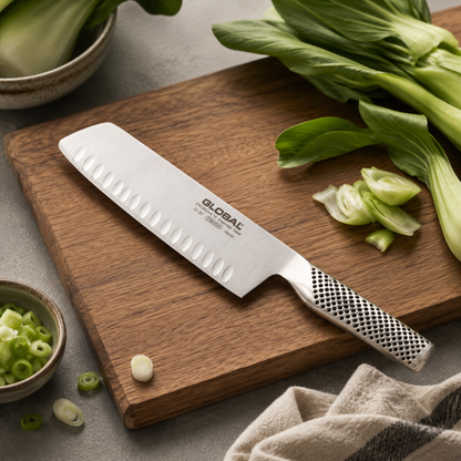 Global G-81 coltello Nakiri verdure lama alveolata 18 cm – Tuttocasa Domodossola